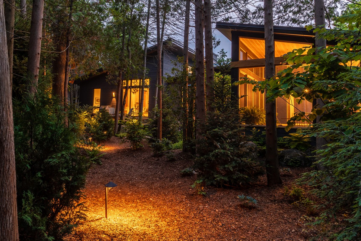 light path in front of house